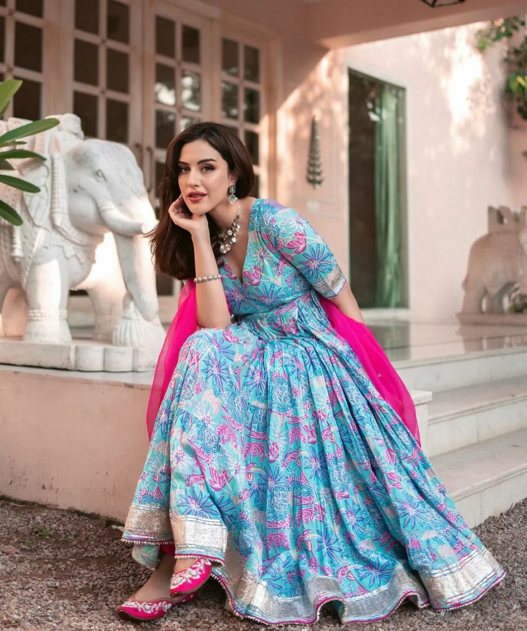 Lavanya The Label Women Blue & Pink Embroidered Kurti with Salwar & With  Dupatta - Absolutely Desi