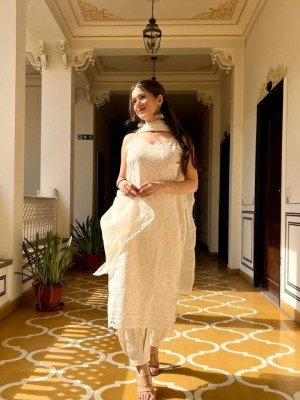 Sleeveless Chikankari Kurti Pant Dupatta Indian Pakistani Readymade Salwar Kameez