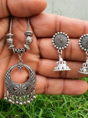 Chandbali Shaped Designer Pendant Necklace Earring Set Women Silver Plated Oxidized Chain Alloy