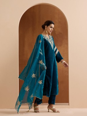 Winter Velvet V-Neck Blue Color Indian Ethnic Motifs Salwar Kameez Kurti Pant Dupatta Set for Women