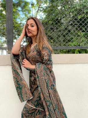 Sushma Green Paisley Floral Print Indian Straight Salwar Kameez Kurti Pant Dupatta Set