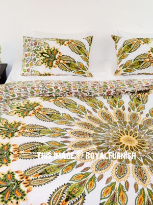 Multi Glittering Medallion Mandala Printed Duvet Cover with Set of 2 Pillow Covers