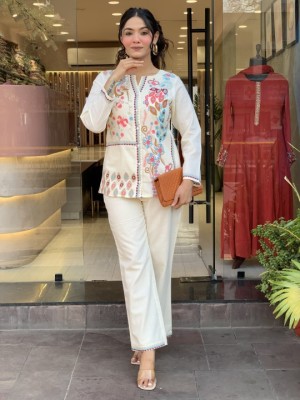 Ivory Trupti Floral Embroidered Co Ord Set Kurti Pant Pakistani Readymade Cotton Dress for Women