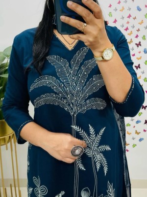 Blue Peacock Print V-Neck Straight Fit Cotton Kurti Pant Dupatta Salwar Kameez - Set Of 3