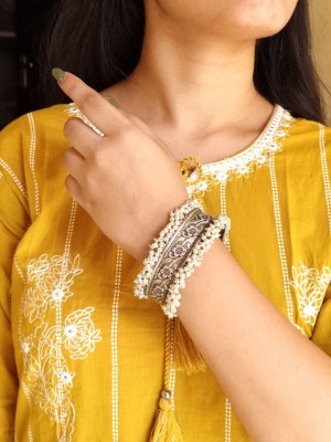 Lovely Ethnic Pearl Beaded Handcuff Bracelet Openable Free Size Silver Replica Floral Handmade Bangle