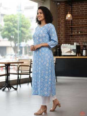 Blue Plus Size Floral Print Cotton Straight Kurti with Pockets Casual Tunic Top for Women (Kurti Only)