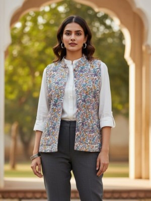 Soni Multi Color Floral Printed Reversible Dual Side Cotton Sleeveless Quilted Kantha Jacket