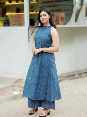 Floral Printed Blue Sleeveless Cotton Salwar Kameez Kurti Pant Co Ord Set with Pockets for Women