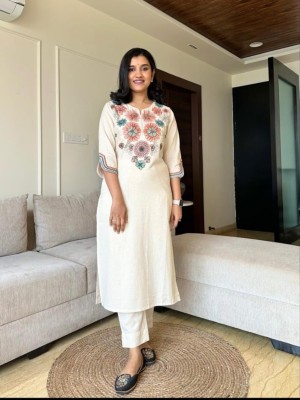 Mahi Off White Floral Embroidery Indian Salwar Kameez Kurti Pant Co Ord Set - Set of 2