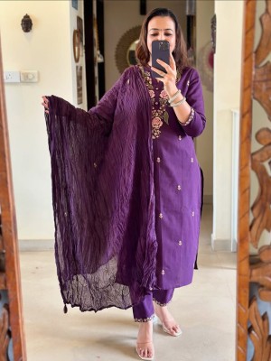 Tania Purple Floral Embroidery Indian Straight Cotton Salwar Kameez Kurti Pant Dupatta Set for Women
