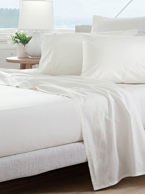 Solid White 300TC Cotton Queen Size Bed Sheet 4Pc Set 1 Flat Sheet, 1 Fitted Sheet and 2 Pillowcases 