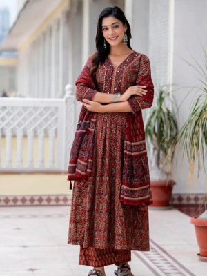 Red Sequence Work Flaired V-Neck Cotton Kurti Pant Dupatta Salwar Kameez For Women (Set Of 3)