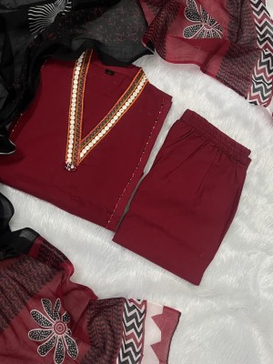 Maroon Beautiful Heavy Suit Embroidery Work A-Line Cotton Kurti Pant Dupatta Salwar Kameez For Women (Set Of 3)