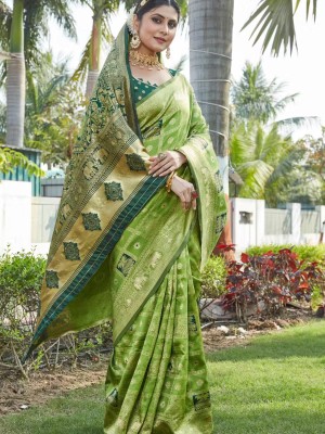 Green Designer Woven Zari Banarasi Silk Saree Jacquard Ethnic Wear Kanjivaram Saree with Blouse Piece