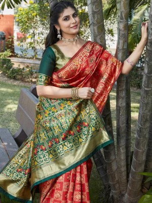 Red & Green Designer Women Multi colored Kanjivaram Silk Party Wear Banarasi Silk Jacquard Pattu Saree