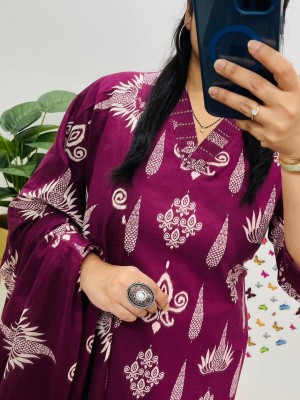 Purple Cotton Printed Straight Fit Cotton Kurti Pant With Dupatta Ethenic V-Neck (Set Of 3)