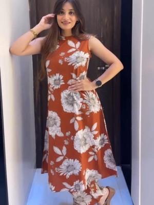 Red Floral Printed Cotton Kurti Pant Co Ord Set Sleeveless Salwar Kameez For Women - Set Of 2