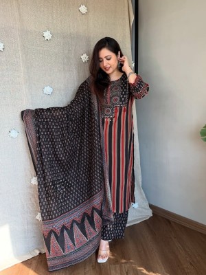 Multi Lining Colour Neck Hand Work Heavy Cotton Kurti Pant Dupatta Set For Women (Set Of 3)