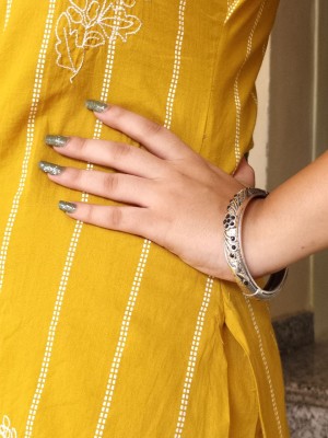 Flower Designer Silver Plated Stone Work Bangle Bracelet Traditional Openable Kada Bangle for Women