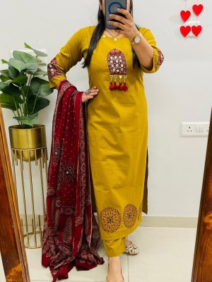 Rihana Straight Fit Mirror And Katha Work Cotton Kurti Pant with Dupatta Salwar Suit - Set Of 3