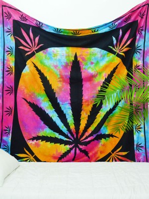Hippie Rasta Marijuana Leaf Wall Hanging Cannabis Weed Tapestry Bedding