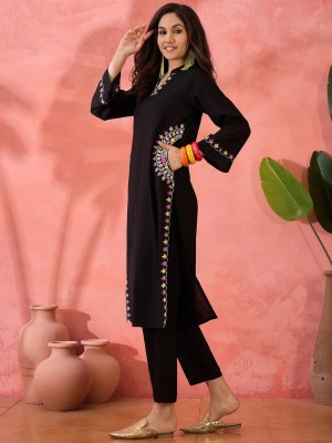 Black Embroidered Straight Fit Cotton Co-ord Set Kurti Pant (Set Of 2)