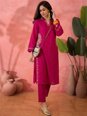 Pink Embroidered Straight Fit Cotton Co-ord Set Kurti Pant (Set Of 2)
