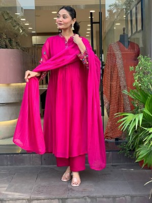 Beautiful Cotton Kurti Work On Yoke And Sleeves Kurti Pant Dupatta Set Salwar Kameez For Women