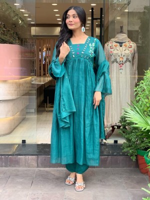 Beautiful Front Mirror Embroidery Anarkali Cotton Kurti Pant Dupatta Set Salwar Kameez for Women