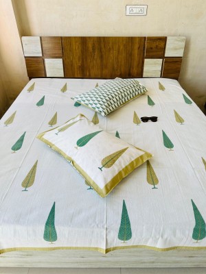 Moomal Block Printed Cotton Jaipuri King Size Bed Sheet with 2 Pillow Covers