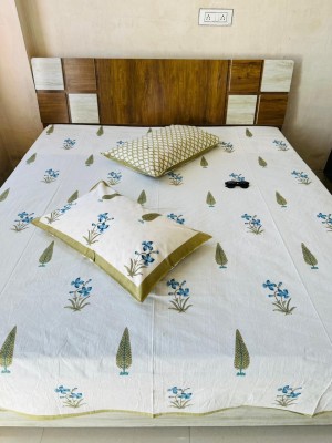 Sanganeri Block Printed Cotton King Size Bed Sheet with Set of Pillow Cover