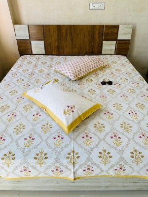 Gulmohar Block Printed Cotton King Size Jaipuri Bed Sheet with 2 Pillow Covers