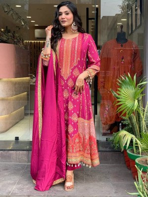 Pakistani Reshmi Festive Season Neck And Hand Work Pure Silk Kurti Pant With Dupatta Salwar Kameez (Set Of 3)