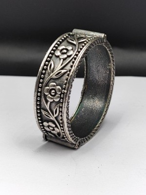 Vintage Tribal Rustic Silver Oxidised Openable Bracelet Flower Designer Kada Bangle