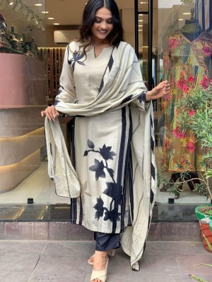 Cream Cotton Floral Printed Muslin Kurti Pant Dupatta Set Pakistani Salwar Kameez Straight Fit Suit