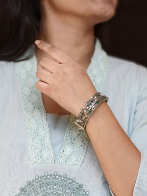 Silver Oxidized Flower Designer Stone & Pearl Work Openable Kada Bracelet Bangle