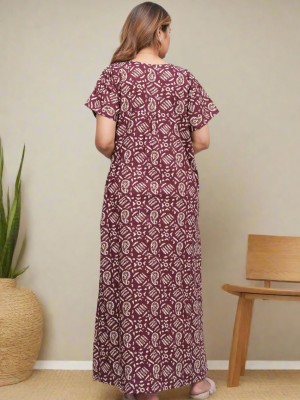 Maroon Front Long Zipper Cotton Nighty Night Gown Indoor Wear Comfortable Paisley Printed Night Kurti with Mobile Pocket