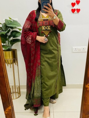 Olive Green Heavily Embroidered On Yoke Straight Fit Cotton Kurti Pant With Dupatta Set For Women 