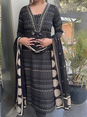 Black Printed Mirror Work On Yoke Straight Fit Cotton Kurti Pant With Dupatta Set For Women 