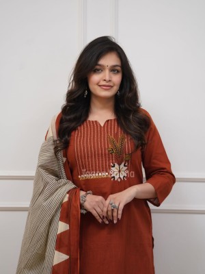 Natasha Emroidered Straight Cotton Kurti Pant With Dupatta Salwar Kameez For Women