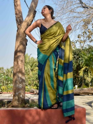 Adrika Blue & Green Handloom Linen Cotton Tasseled Saree with Unstitched Blouse Piece