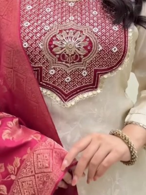 Banarasi Suit Beautifully Design Hand Zari Wiving With Full Embroidery Neck Kurti Pant With Dupatta (Set Of 3)