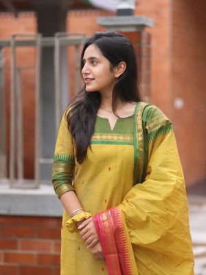 Mohini Elegant Straight Fit Cotton Kurti Pant with Jacquard Dupatta Salwar Suit - (Set Of 3)