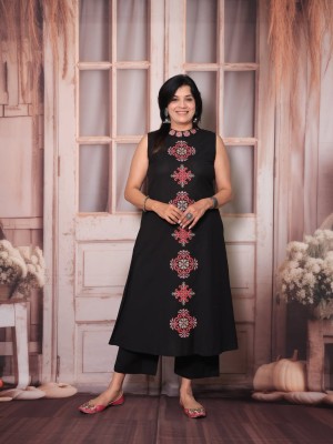 Nihaar Black Straight Fit Cotton Sleeveless Kurti Pant Co Ord Set For Women